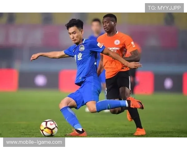 河南建业与北京队激战正酣比分悬念引发球迷热议